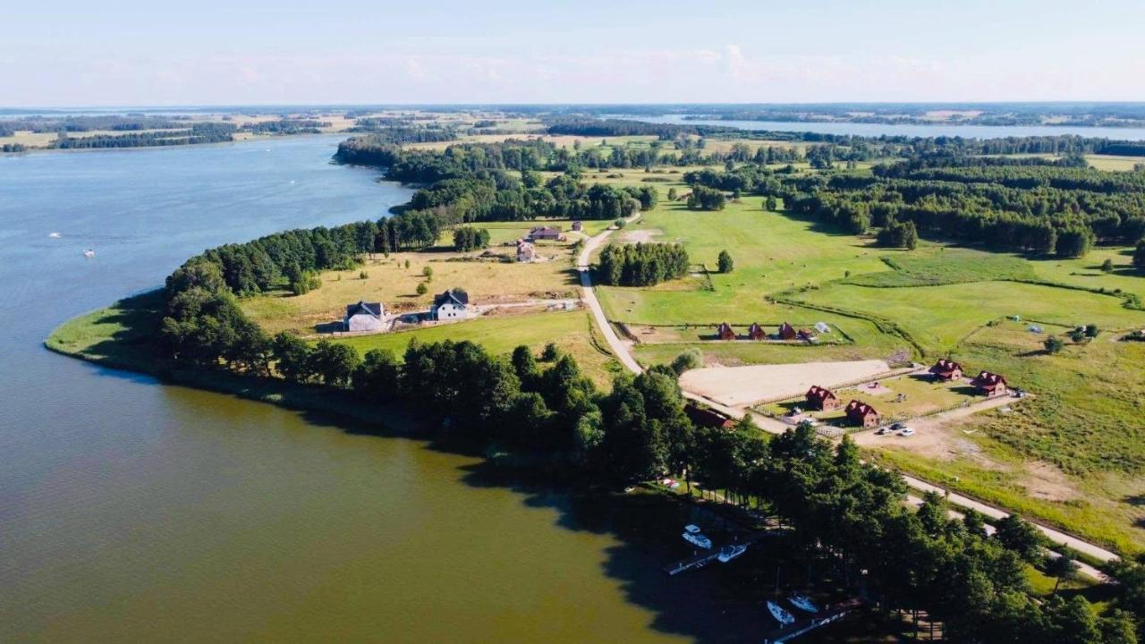 Osada Skorupki - Caloroczne Domki Na Mazurach Luaran gambar